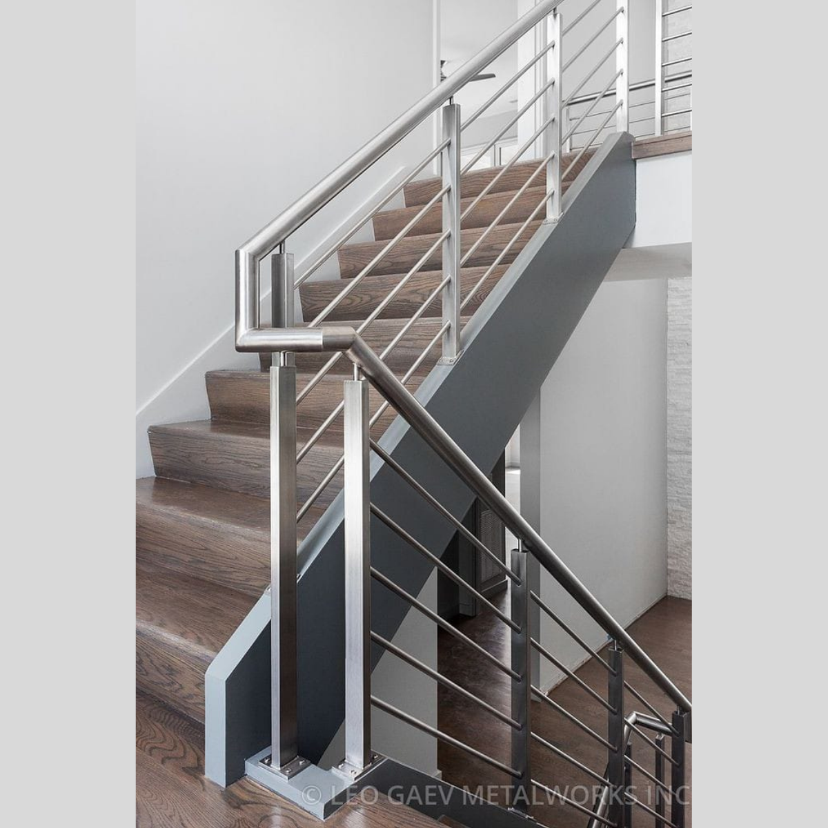 upstair-case steel